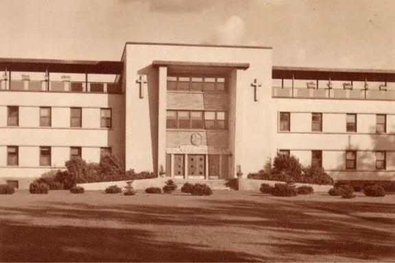 1952